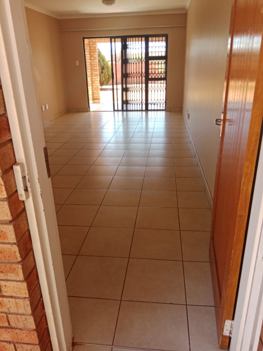 To Let 3 Bedroom Property for Rent in Kathu Northern Cape